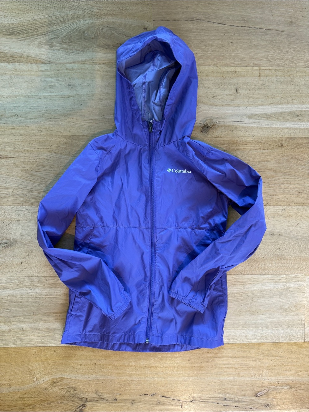 Columbia girls’ switchback Purple Hooded Raincoat (M)